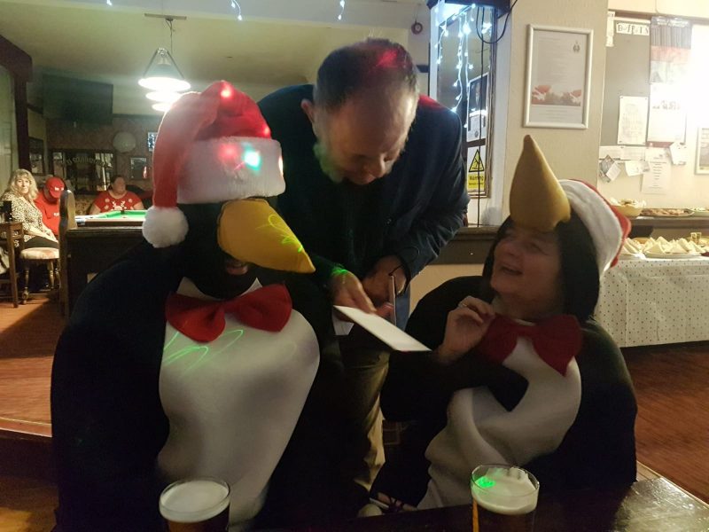 PHILLIP TALKING TO THE PENGUINS. LIZ, ERNEST &amp; MICHELLE IN BACKGROUND.